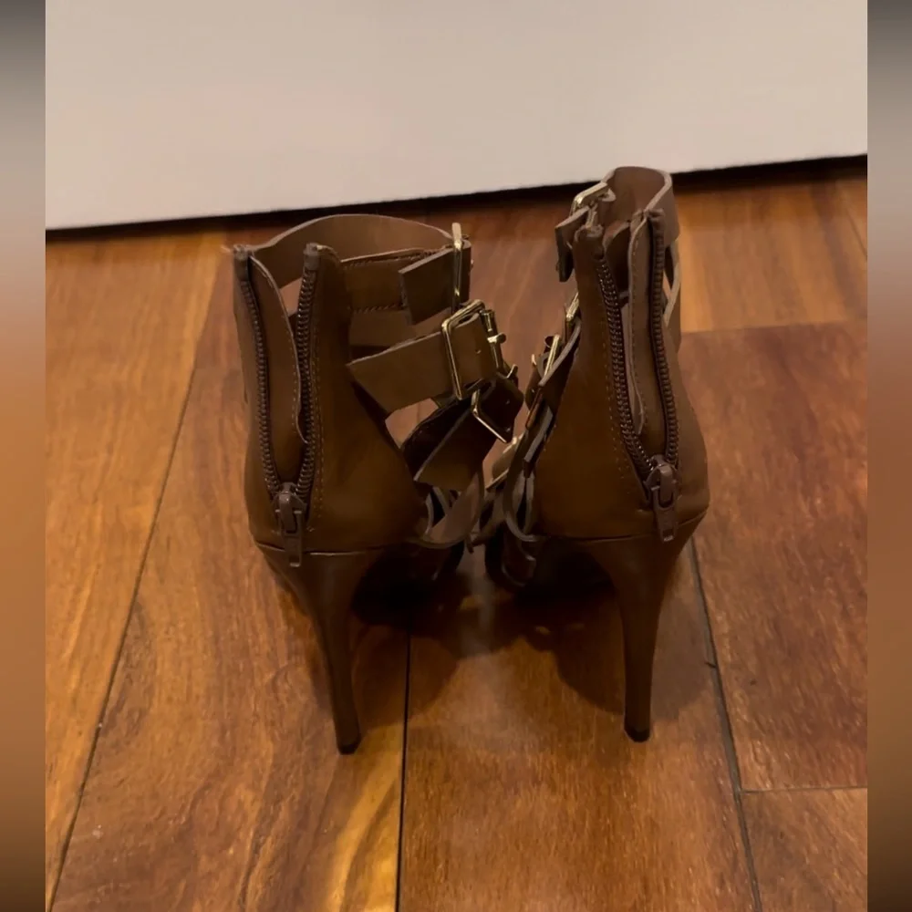 Mossimo - Picture 9 of 11